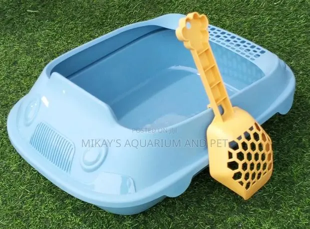 Medium Size Cat Litter Box · Photo 1