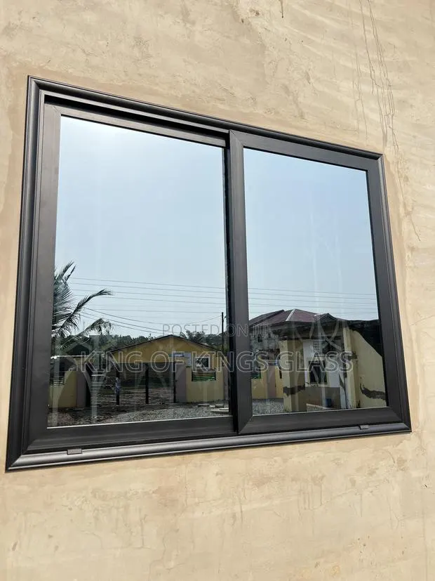Italian Sliding Window · Photo 1