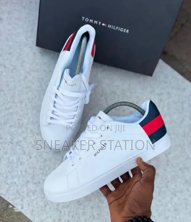 Tommy Hilfiger White Sneaker · Photo 1