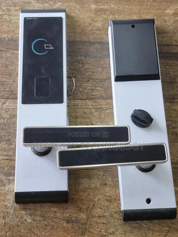 Hotel Door Lock · Photo 1