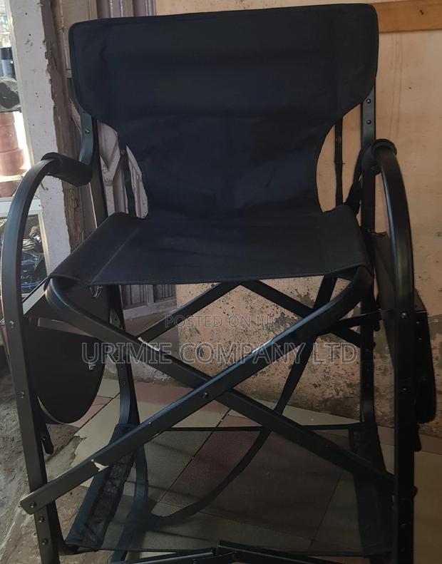 Makeup Chair With Wings · Photo 2