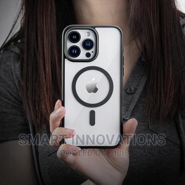 iPhone 15 Pro Guard Magsafe Case · Photo 5