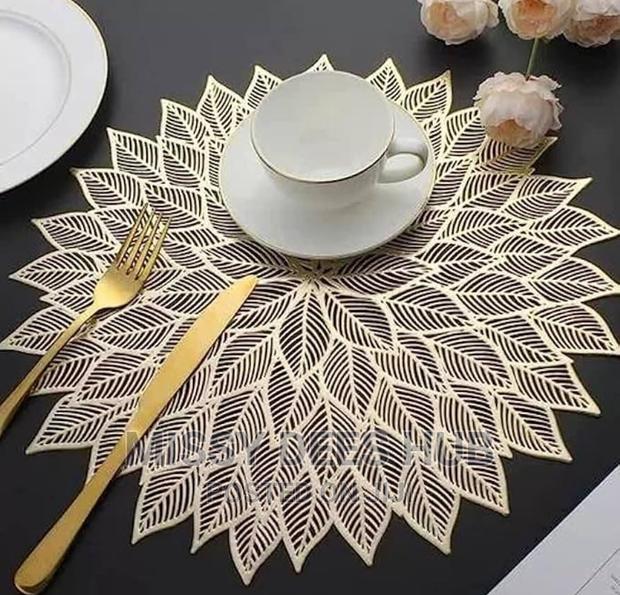 Vinyl Placemats - 6pcs · Photo 8