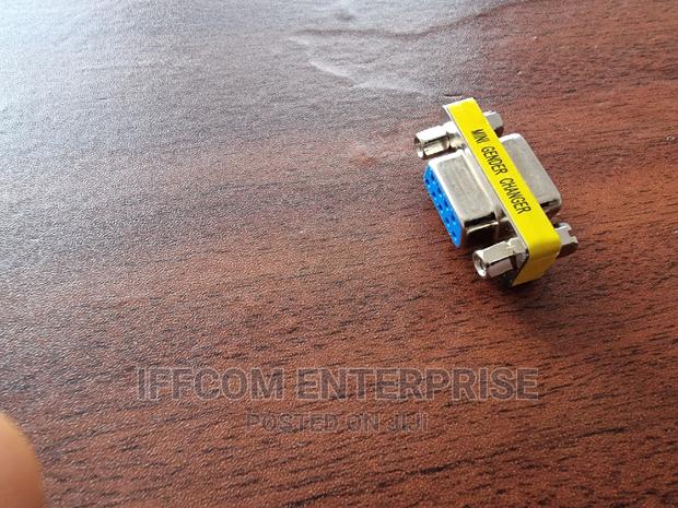 RS232 Gender Changer · Photo 4