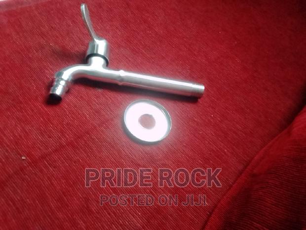Wall Tap Long · Photo 1