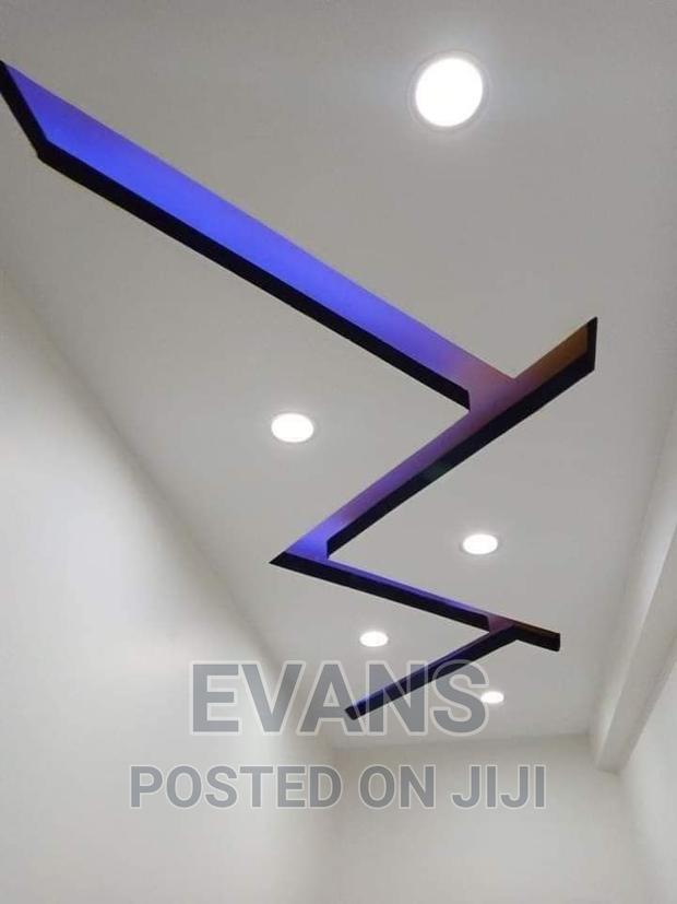 Expert in P.O.P, Skimming, Painting, Graphiato,Tv Designs · Photo 2
