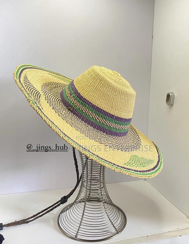 Bolga Handwoven Hats · Photo 2