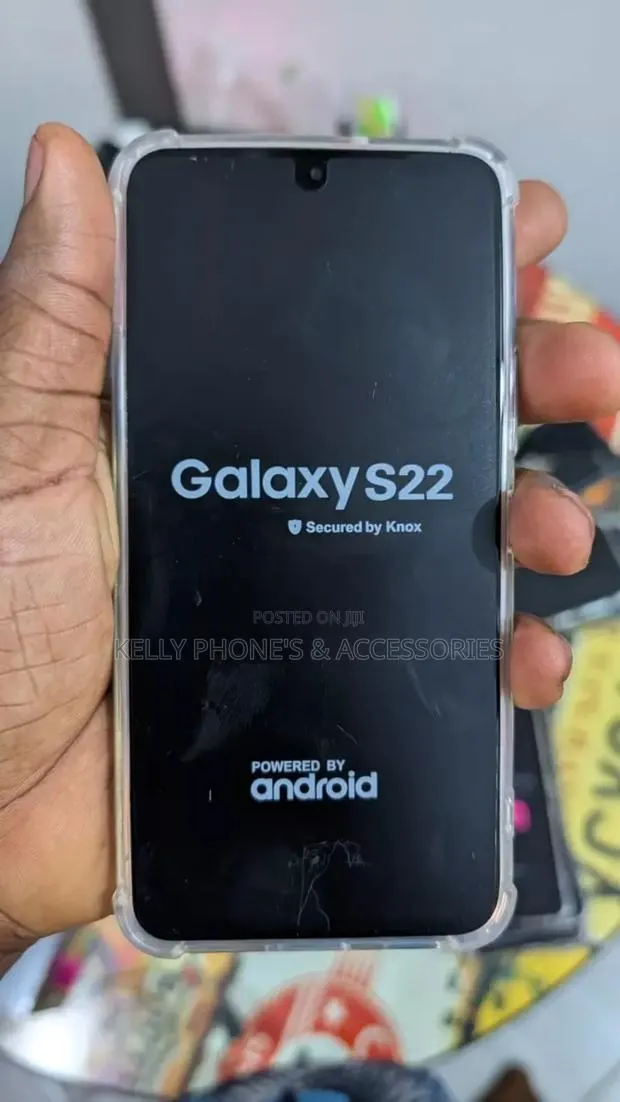Samsung Galaxy S22 5G 128 GB Black · Photo 1
