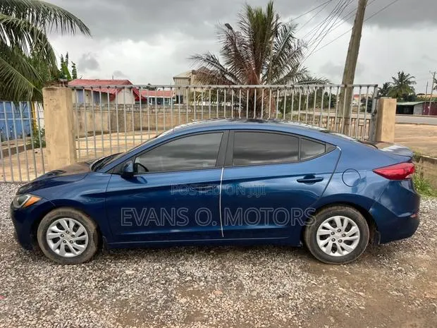 Hyundai Elantra SEL 2018 Blue · Photo 1