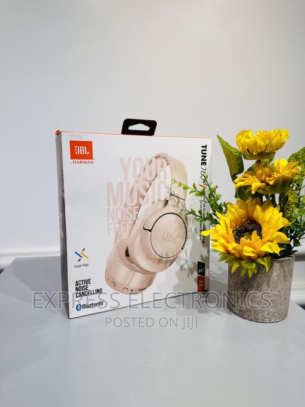 Portable Beat JBL Tune 760 Headphones · Photo 1