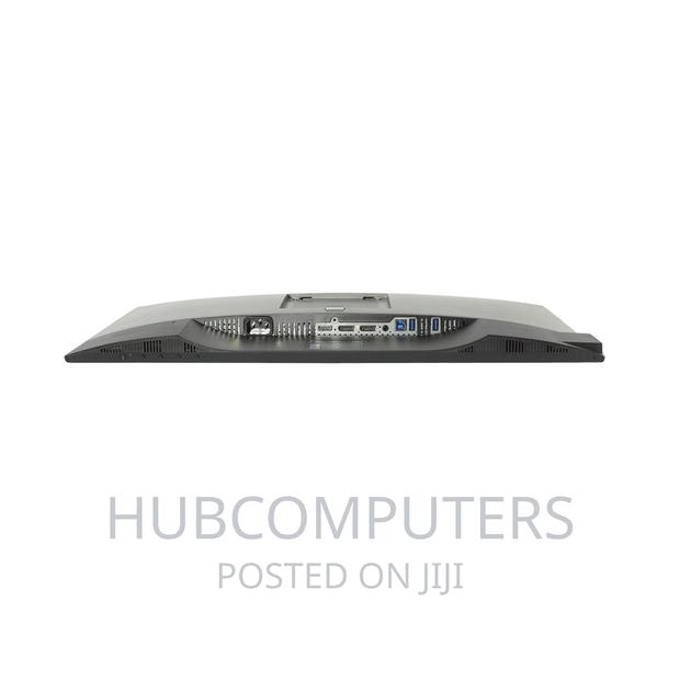 Dell U2419h 24 Inches Monitor · Photo 3