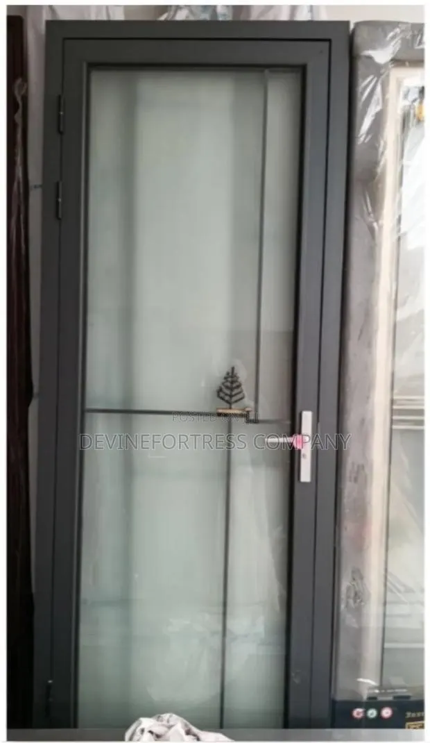 Quality B401 Outside Open Bathed Door · Photo 1