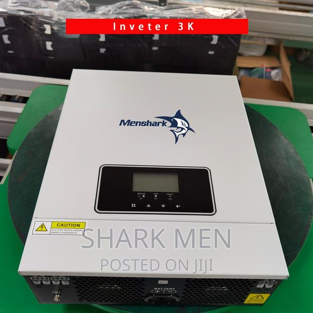 Solar Inverter High PV Input Voltage Range 30~400VDC · Photo 2