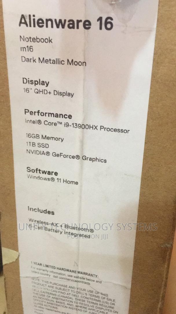 New Laptop Dell Alienware M16 16GB Intel Core I9 SSD 1T · Photo 2