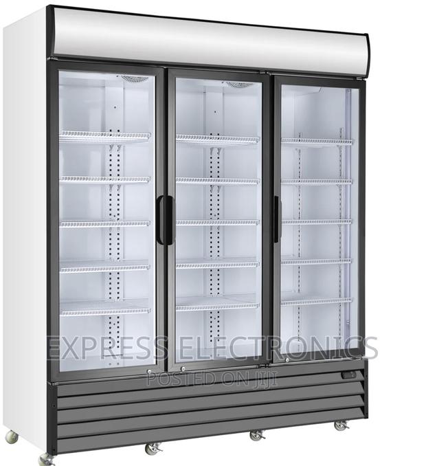 Lovely New PVC 150 3 Doors Pearl · Photo 1