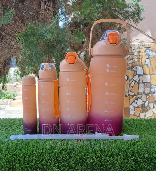 4 in 1 Bottle · Photo 5