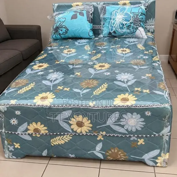 Double Bed · Photo 1