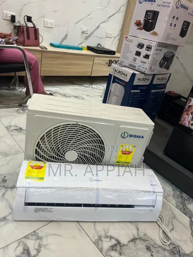 Sleek Sigma 2.5hp R410 Air Conditioner With Remote · Photo 1