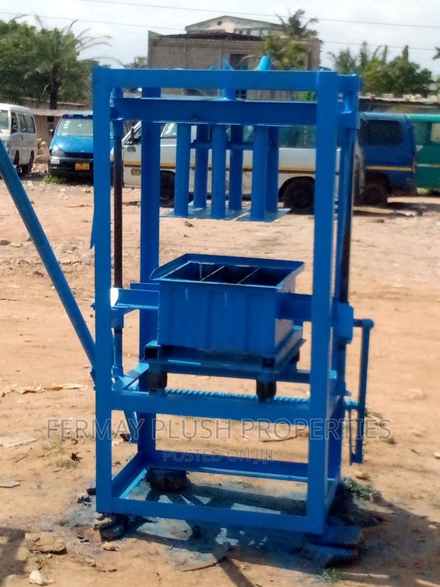 Standard Quality Block Machines for Sale · Photo 2