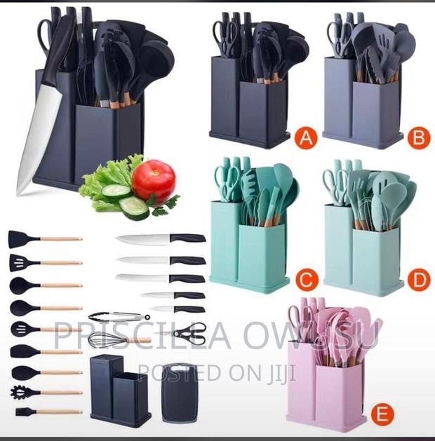 19 PCS Silicone Ladles and Knives Kitchenware Set for Sale · Photo 1