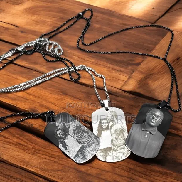Branded Necklace · Photo 1