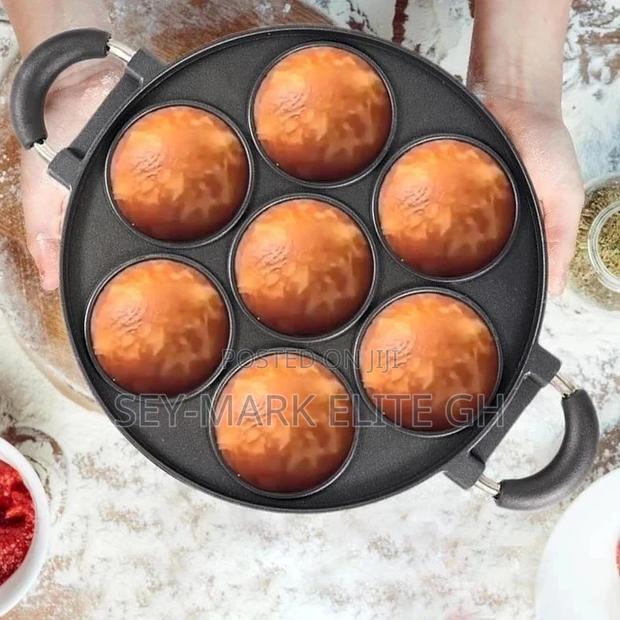7 Holes Masa/Pancake Non Stick Pan · Photo 2