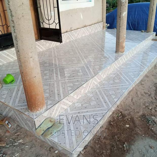 Professional Tiles Layer · Photo 2