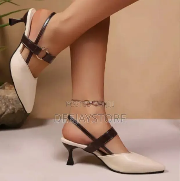 Women's Pointed Toe Kitten Heel Sandal · Photo 1