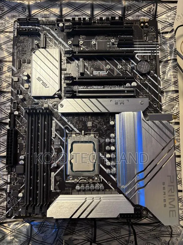 Intel I7 Z690 Motherboard Ddr4 · Photo 1