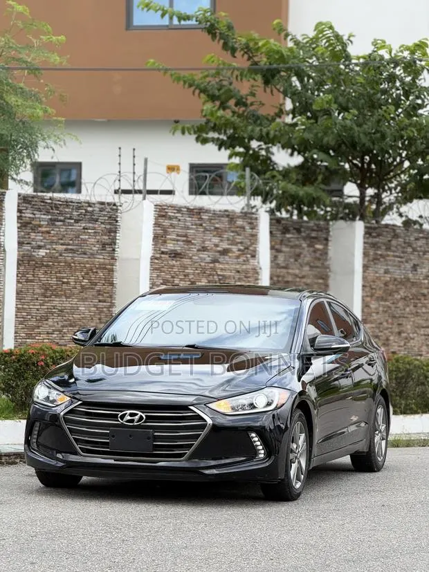 Hyundai Elantra SEL 2018 Black · Photo 1