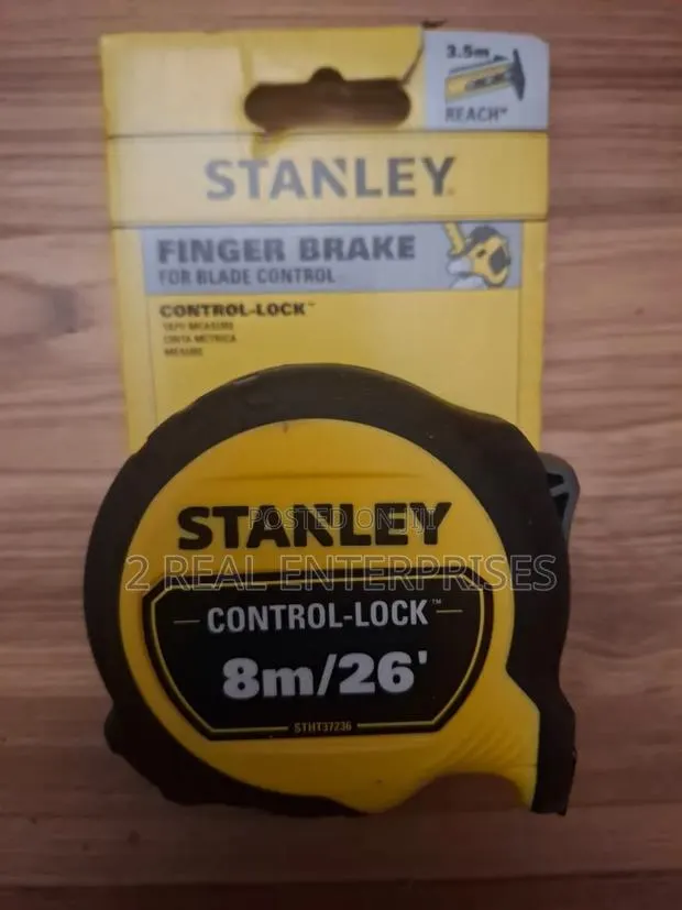 Stanley Control-Lock 8m Tape Measure Model: STHT37236 · Photo 1