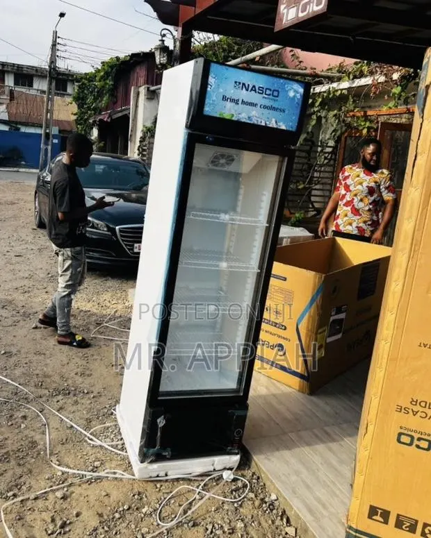 Classic Nasco Display Refrigerator(358Liters) · Photo 1