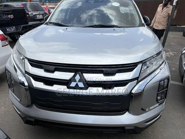 Mitsubishi Outlander Sport 2019 · Photo 1