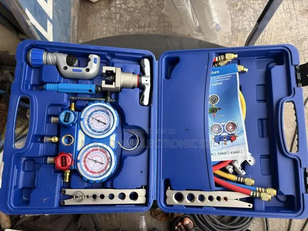 R410a, R134a, And R22 Diagnostic Manifold Gauge Set, Pipe Expansion · Photo 1