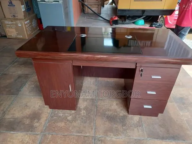 Executive Office Table · Photo 1