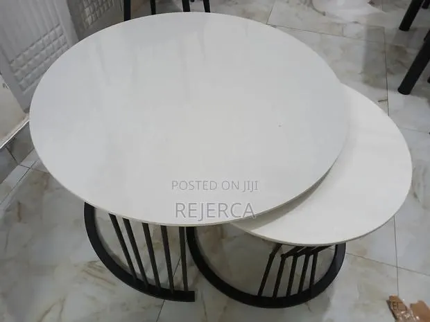Marble Center Table · Photo 1