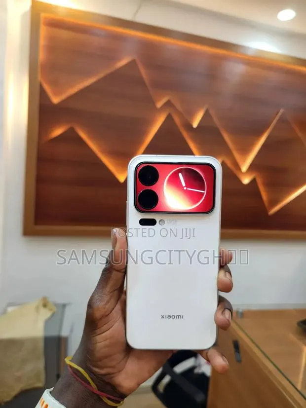 Xiaomi 17 Pro Max 512 GB White · Photo 1