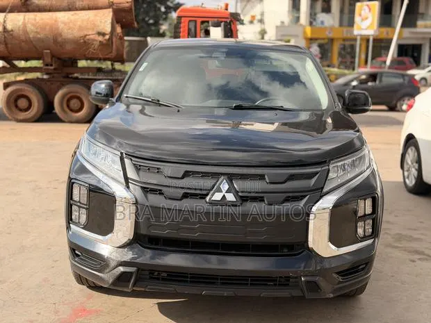 Mitsubishi Outlander Sport S 2021 Black · Photo 1