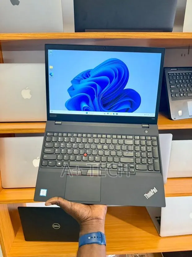 Laptop Lenovo ThinkPad L580 8GB Intel Core i5 SSD 256GB · Photo 1