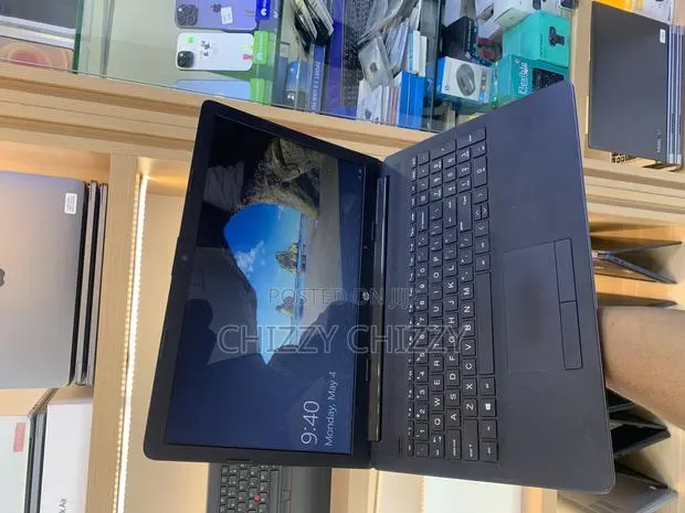 Laptop HP 15 4GB AMD A6 HDD 1T · Photo 1