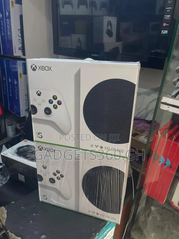 Microsoft Xbox Series S (512GB White) · Photo 1