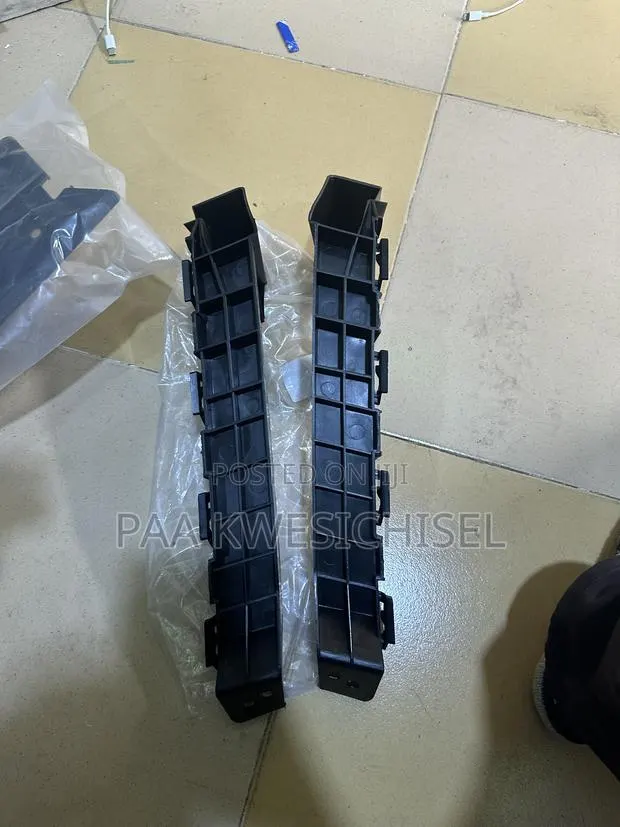 Honda CRV 2017 2018 2020 Headlights Seat · Photo 1