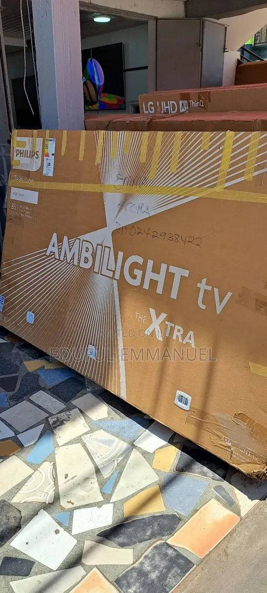 Philips 85" the Xtra Qled Miniled Ambilight Uhd Smart HDR 85pml9009 · Photo 1