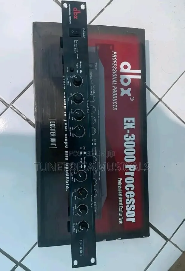 DBX Ex-3000 Professional Aural Exciter · Photo 1