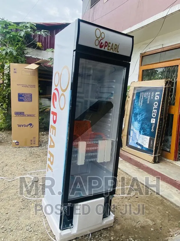 Sealed in Box Pearl PVC 424-2b 1 Door Display Fridge · Photo 1