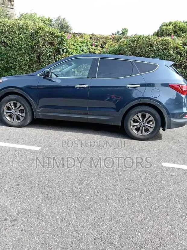 Hyundai Santa Fe SE AWD 2018 Blue