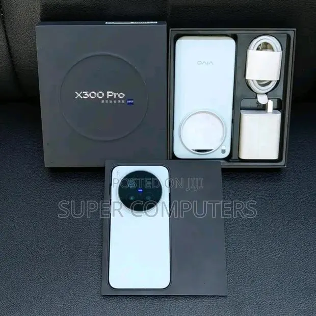New Vivo X300 Pro 512 GB Black · Photo 1