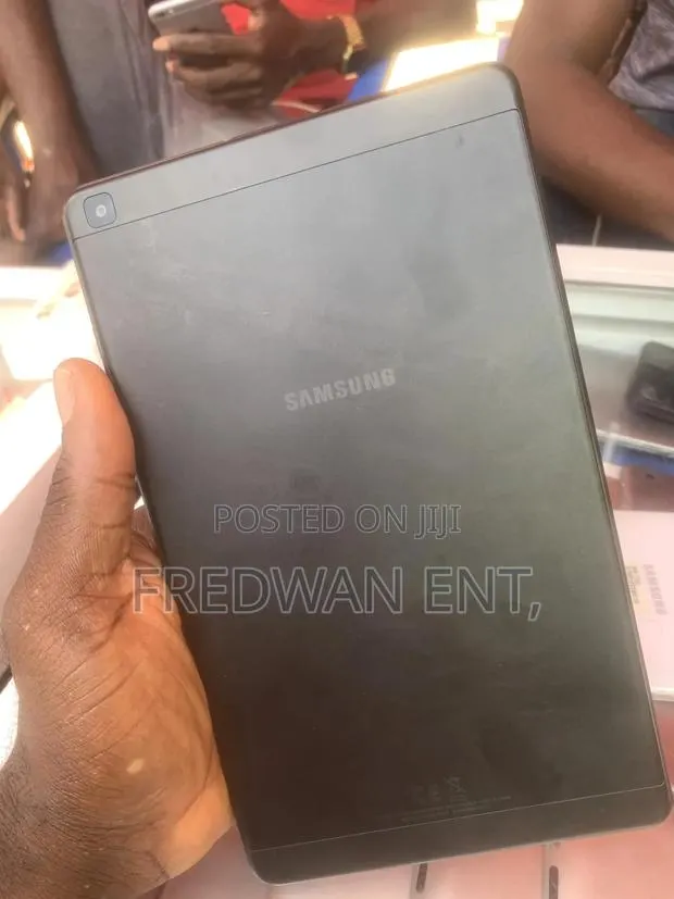Samsung Galaxy Tab A 8.0 (2019) 32 GB Black · Photo 1