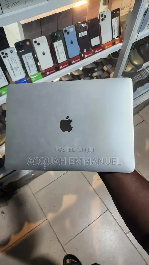 Laptop Apple MacBook Pro 2020 16GB Intel Core i5 SSD 512GB · Photo 1