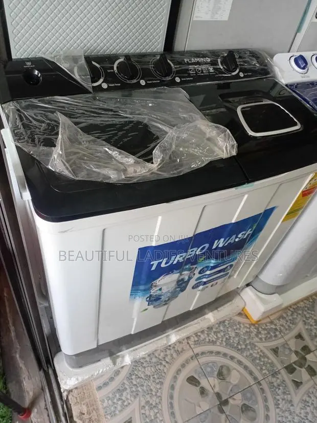 Compact Yet Spacious Washer · Photo 1